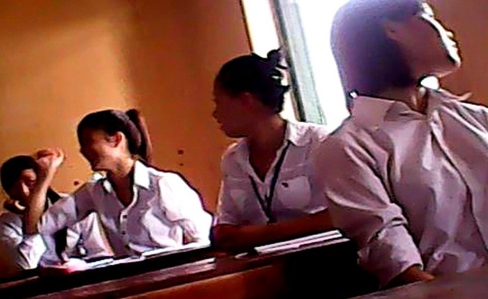 Hình ảnh lấy từ clip tố cáo tiêu cực tại THPT DL Đồi Ngô, Bắc Giang